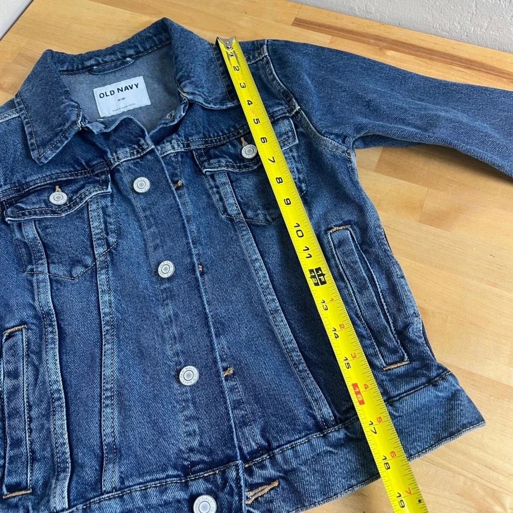 Old Navy Denim Trucker Jacket Kid Size Medium 8 Blue Classic Button Front Cotton